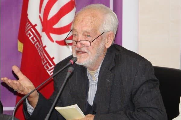 شاعر و نویسنده کشور دار فانی را وداع گفت