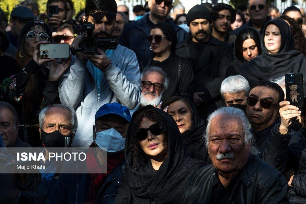 عکس/هنرمندی که عاشق ایران بود، در خاک میهن آرام گرفت ...