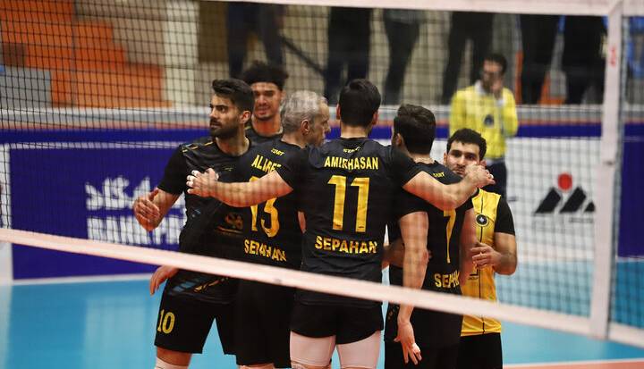 دوئل حساس والیبالیها برای کسب اولین پیروزی در لیگ