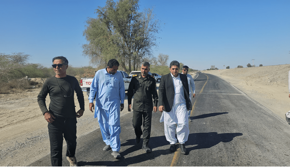 کار ترمیم و بازسازی پل‌های آسیب دیده بخش کاروان زرآباد تا یکماه آینده تمام می‌شود