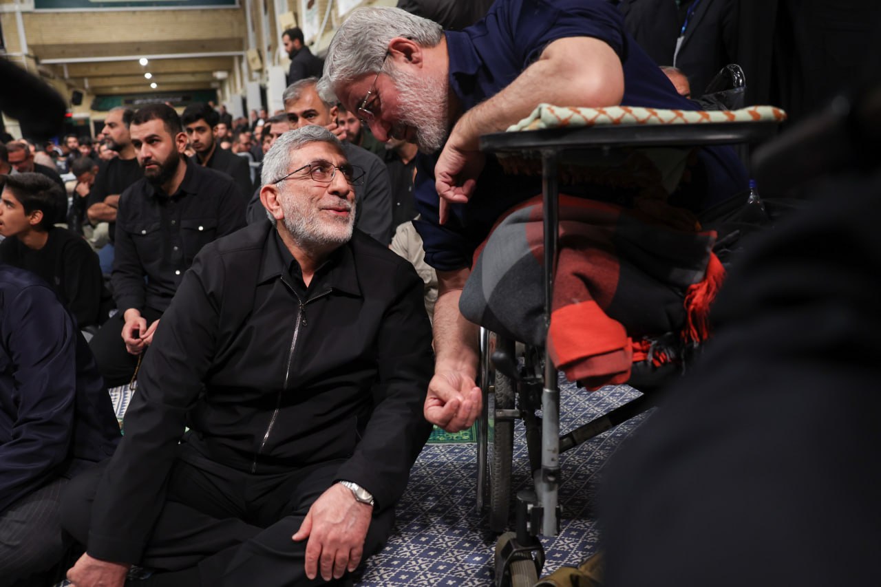 عکس/ آخرین شب مراسم عزاداری ایام فاطمیه (س) در حسینیه امام خمینی(ره)