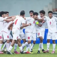 شاگردان احمدی از لحاظ بدنی حریف را آچمز کردند