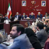 عارف: فرار مالیاتی دانه درشت ها را باید ریشه کن کرد