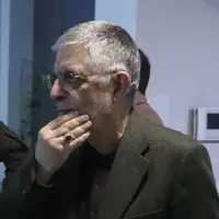 کرباسچی: مسئله فیلترینگ است نه سیم کارت سفید