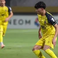 حمایت سکوهای نقشجهان از پدیده مصدوم سپاهان