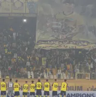 هواداران سپاهان به یاد شفیع‌دوست