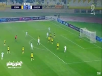 شوت احمدعلی از زاویه بسته؛ حسینی دروازه سپاهان را نجات داد