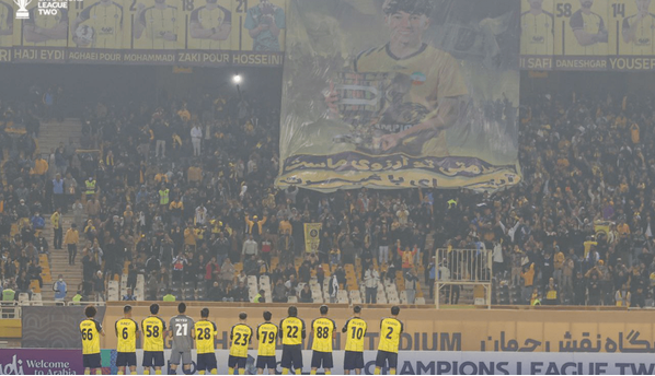 هواداران سپاهان به یاد شفیعدوست