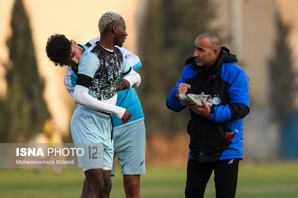 تمرین تیم فوتبال استقلال پیش از بازی با الوصل امارات