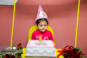عکس/ جشن تولدی کوچک برای دختر قهرمان بزرگ