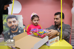 عکس/ جشن تولدی کوچک برای دختر قهرمان بزرگ