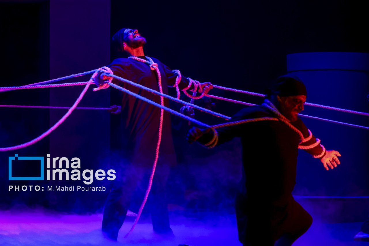 نوا نمایش «هامان» با موضوع شهادت حضرت زهرا (سلام الله علیها)