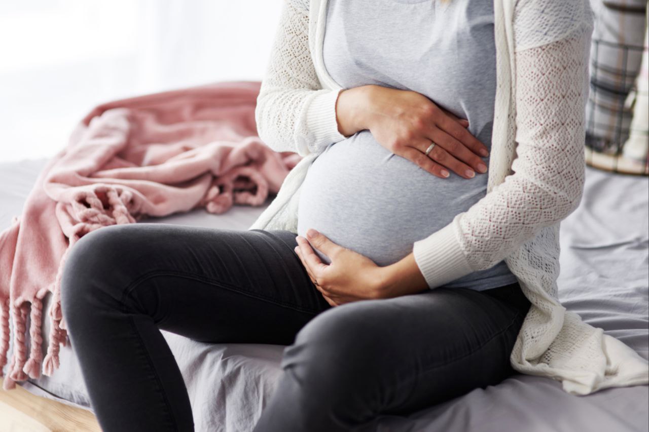 آیا رابطه جنسی می‌تونه باعث پارگی کیسه آب بشه؟