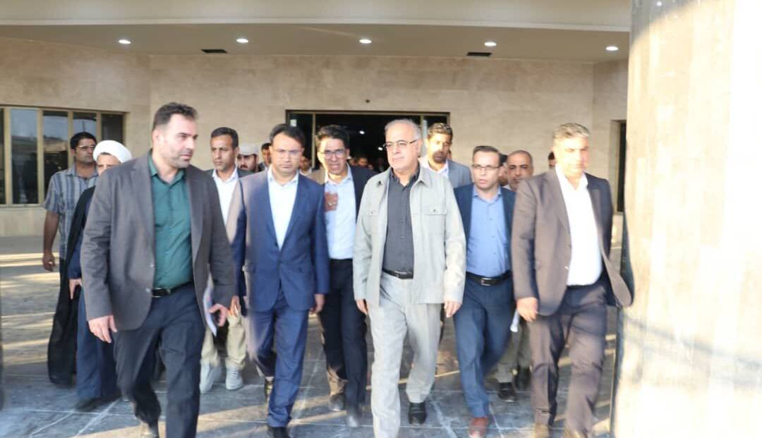 بازدید استاندار هرمزگان از پروژه‌های عمرانی‌ بندرعباس؛ تاکید بر لزوم تکمیل زیرساخت‌ها