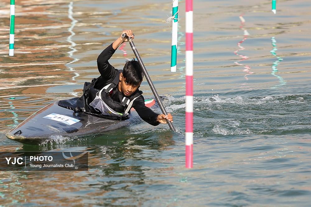 آغاز لیگ قایقرانی اسلالوم در دریاچه آزادی