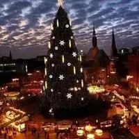 بلندترین درخت کریسمس جهان در دورتموند