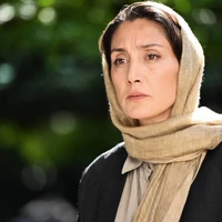 عکس‌های جدید هدیه تهرانی در دانشگاه تهران منتشر شد