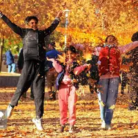 جشن برگ‌ریزان در همدان