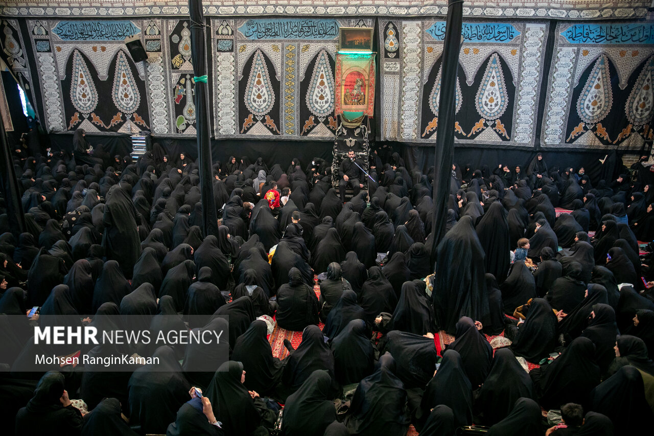 آخرین روز از مراسم عزاداری شهادت حضرت زهرا (س) در حسینیه سادات اخوی