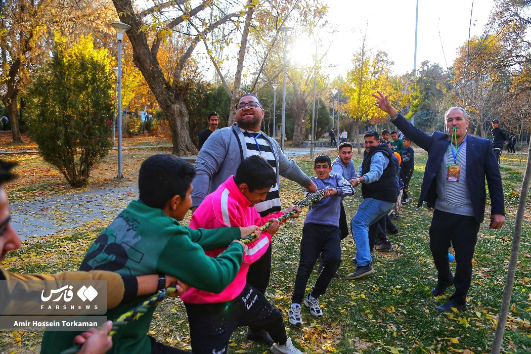 جشن برگ‌ریزان در همدان