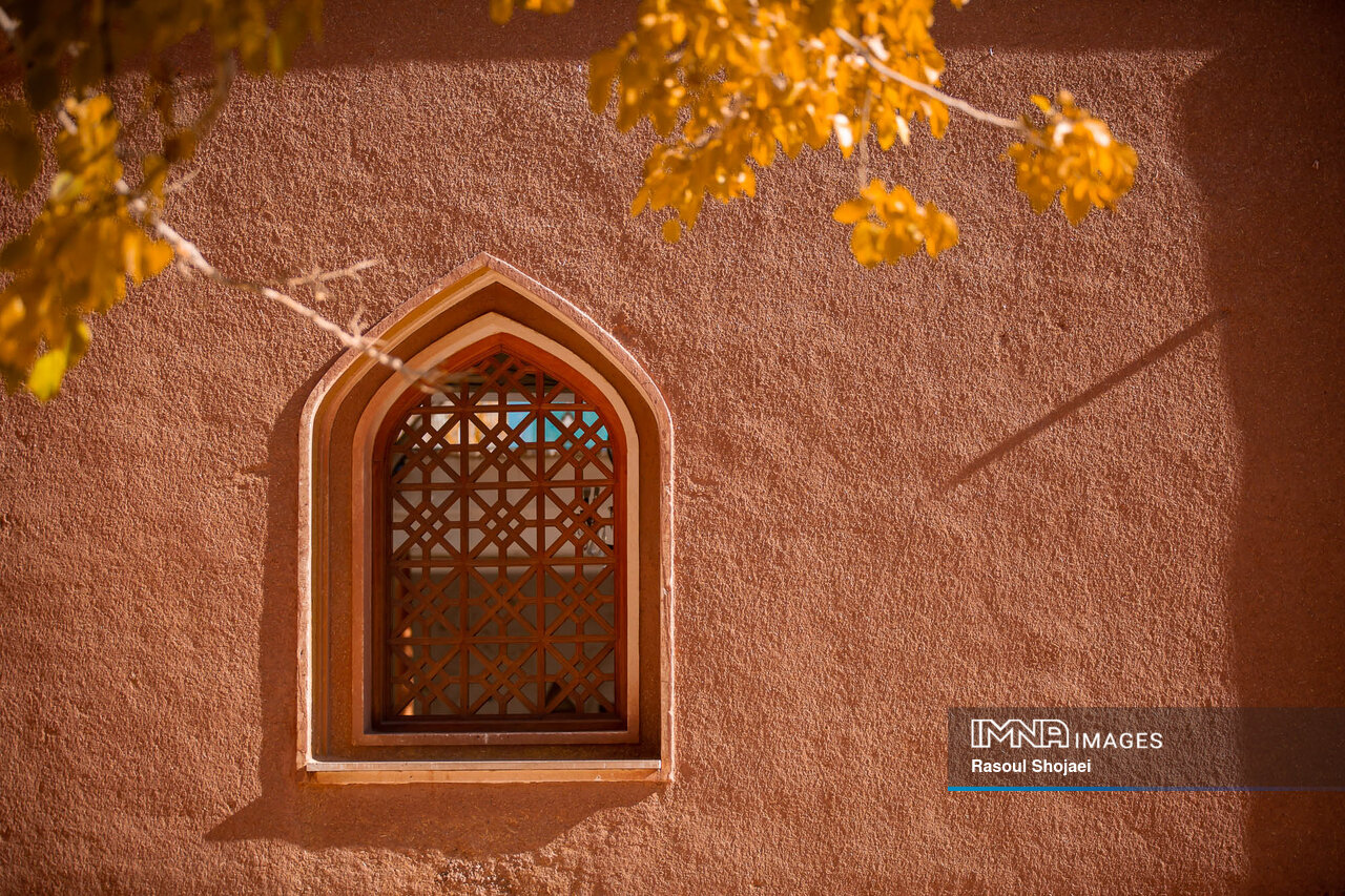 چهره پاییزی ابیانه