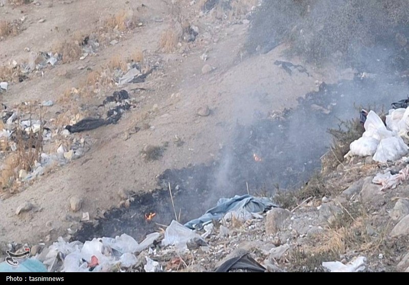 انباشت زباله و نخاله در جاده دهدشت ـ طولیان