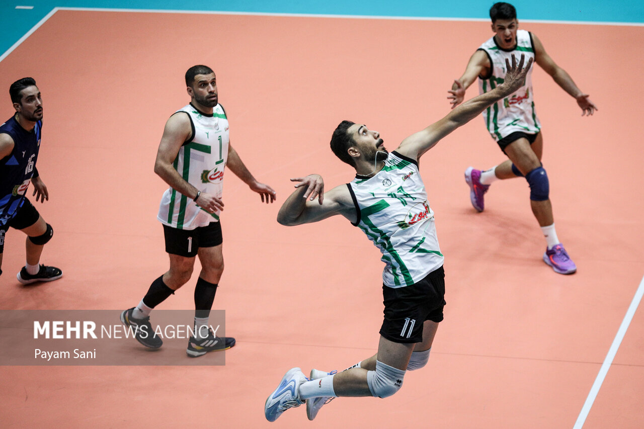 هفته دوم لیگ برتر والیبال؛ دیدار تیم های پیکان و طبیعت