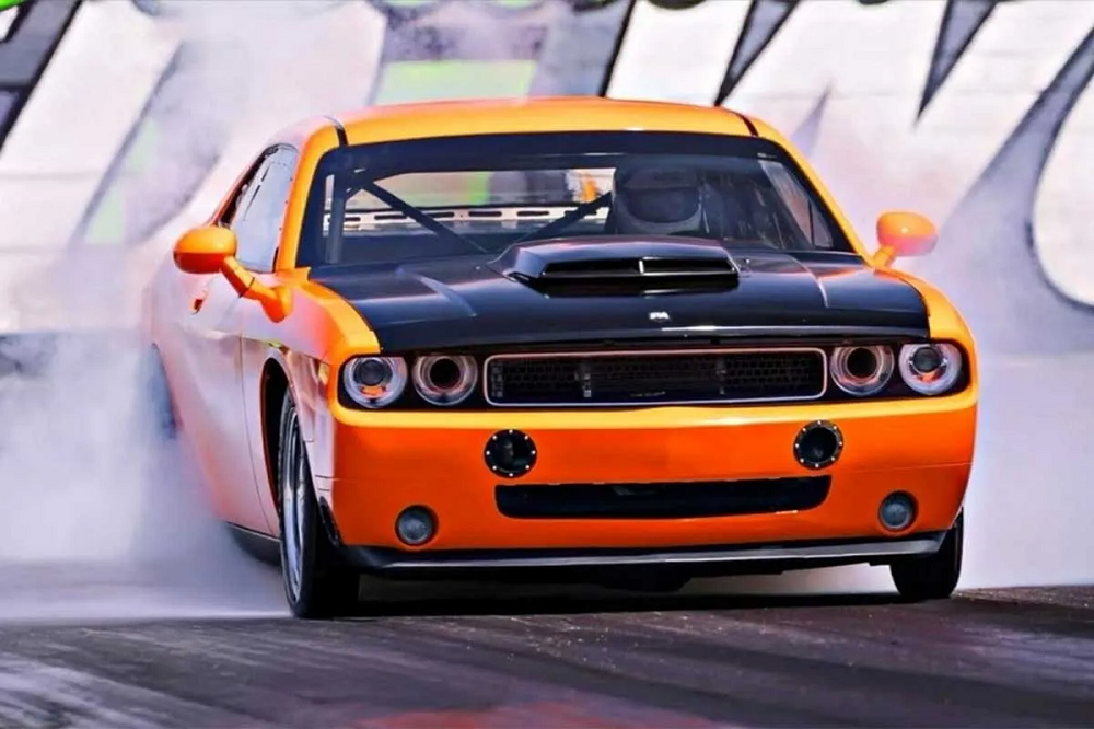 رکوردشکنی چلنجر توئین توربو ۱۷۰۰ اسب بخار؛ درگ ۴۰۰ متر ۷.۶ ثانیه!