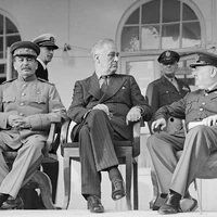 تقویم تاریخ/ تشکیل نخستین کنفرانس متفقین در جریان جنگ جهانی اول در تهران