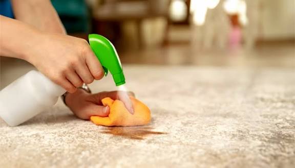 چطوری تو ۵ دقیقه فرش رو تمیز کنیم؟