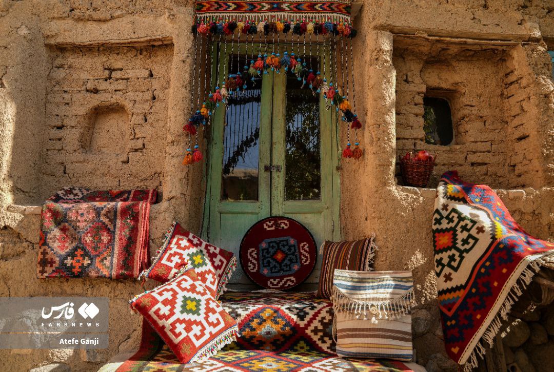 گلیم‌بافی در چهارمحال و بختیاری  