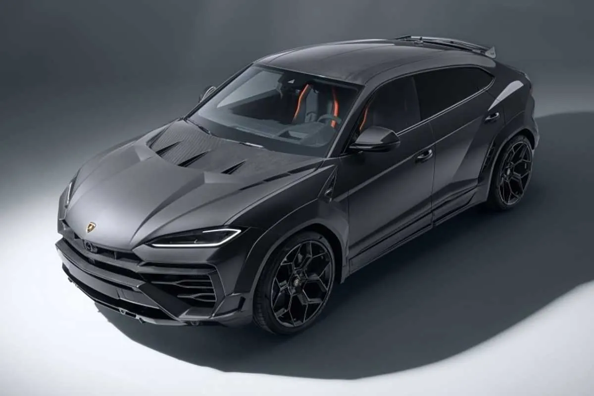 لباس رزم بر تن لامبورگینی اوروس هیبرید با کیت بدنه نوویتک