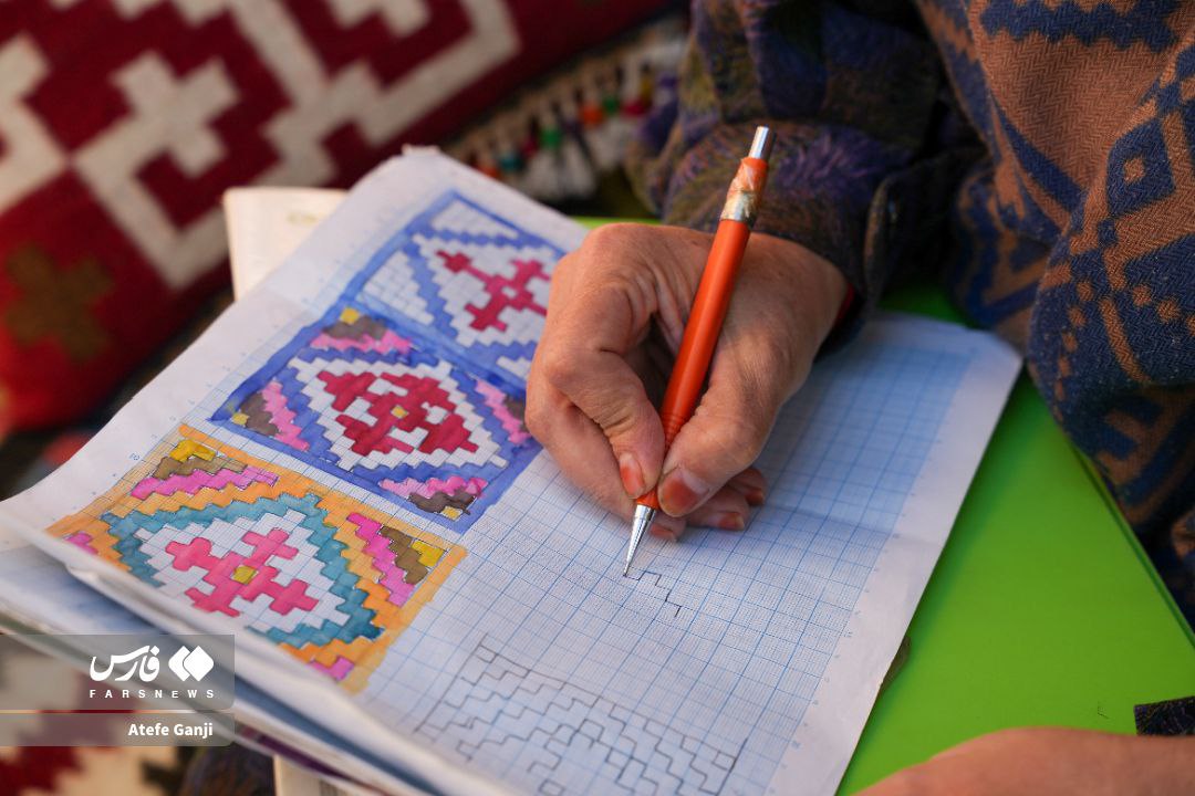 گلیم‌بافی در چهارمحال و بختیاری  