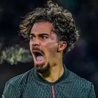 پیروزی پر گل پاری سن ژرمن در شب هت‌تریک ویتینیا