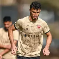 علیپور برای ششمین گل چمدان بست