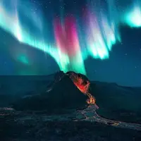 تصویری دیدنی از شفق قطبی در ایسلند 