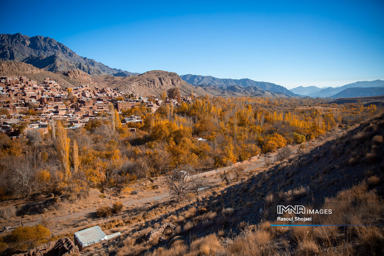 چهره پاییزی ابیانه