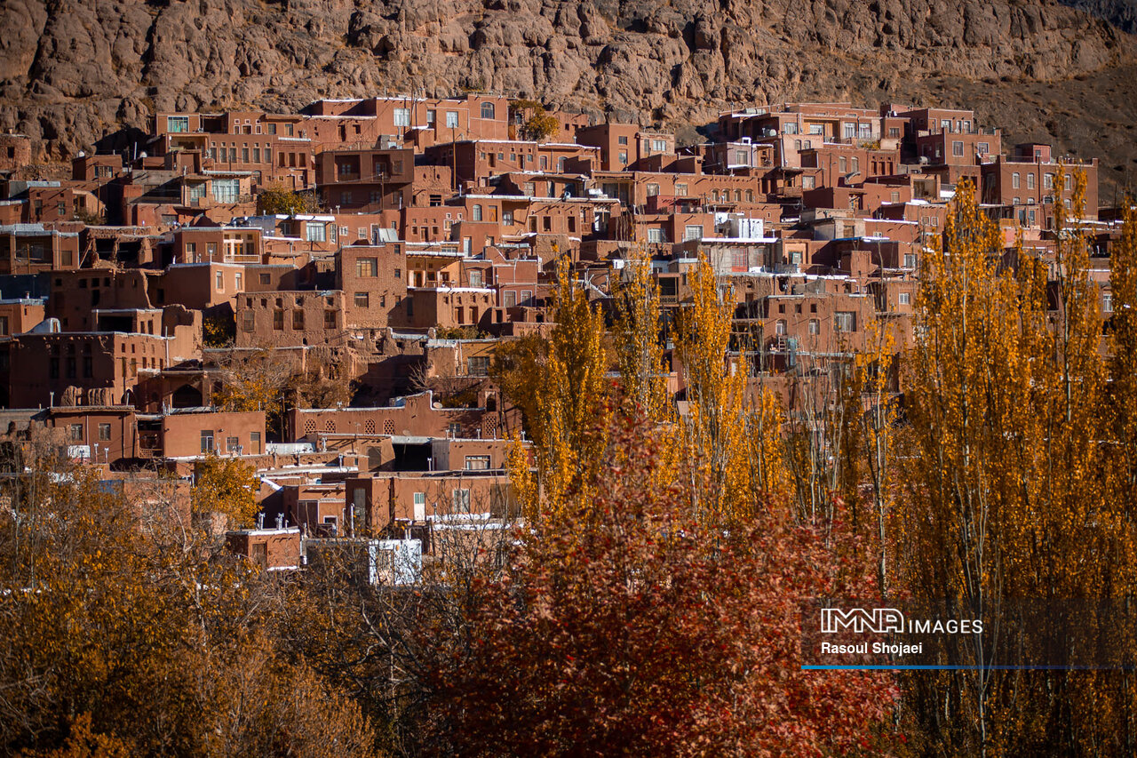 چهره پاییزی ابیانه