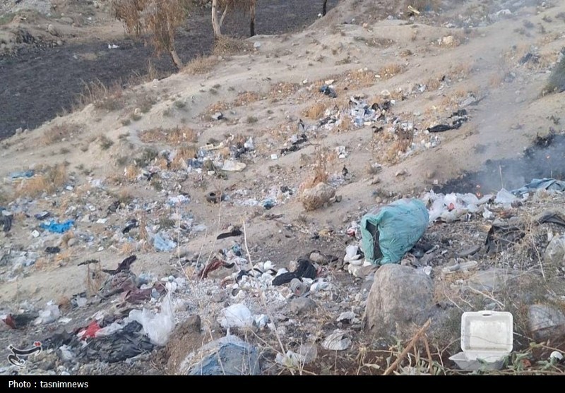 انباشت زباله و نخاله در جاده دهدشت ـ طولیان