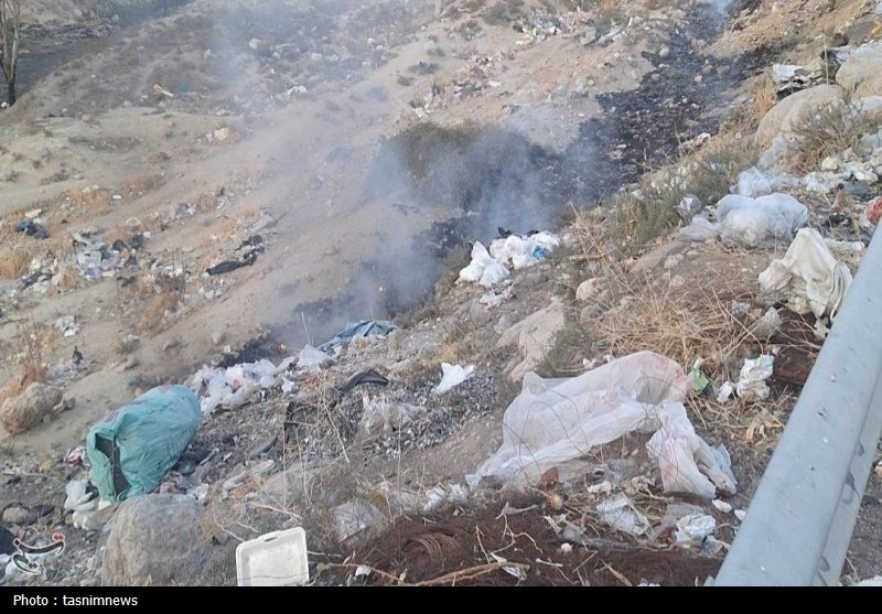 انباشت زباله و نخاله در جاده دهدشت ـ طولیان