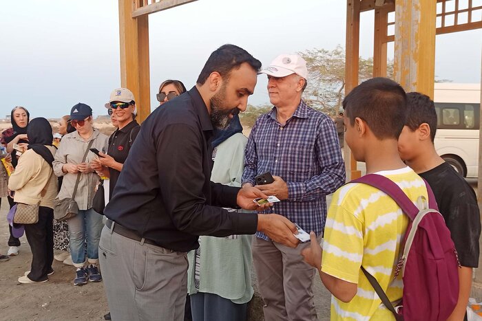 عکس/ سواحل کیش از زباله پاکسازی شد