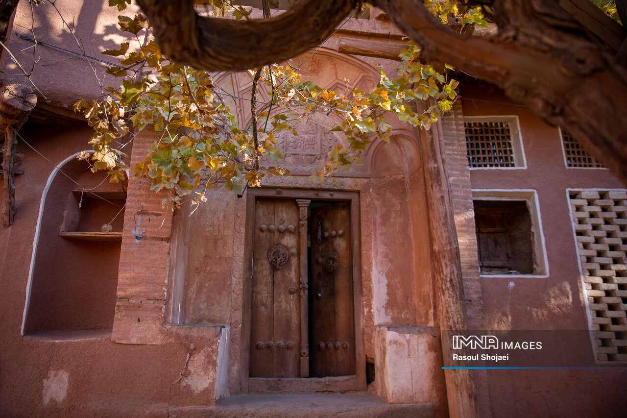 چهره پاییزی ابیانه