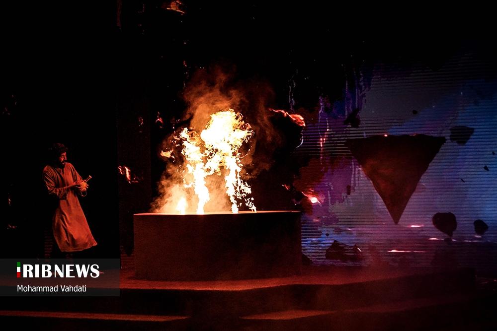 نوا نمایش هامان؛ در برج میلاد تهران