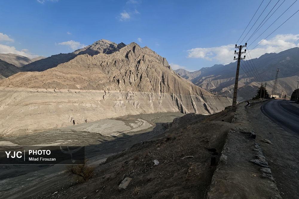 عکس/وضعیت بحرانی سد کرج