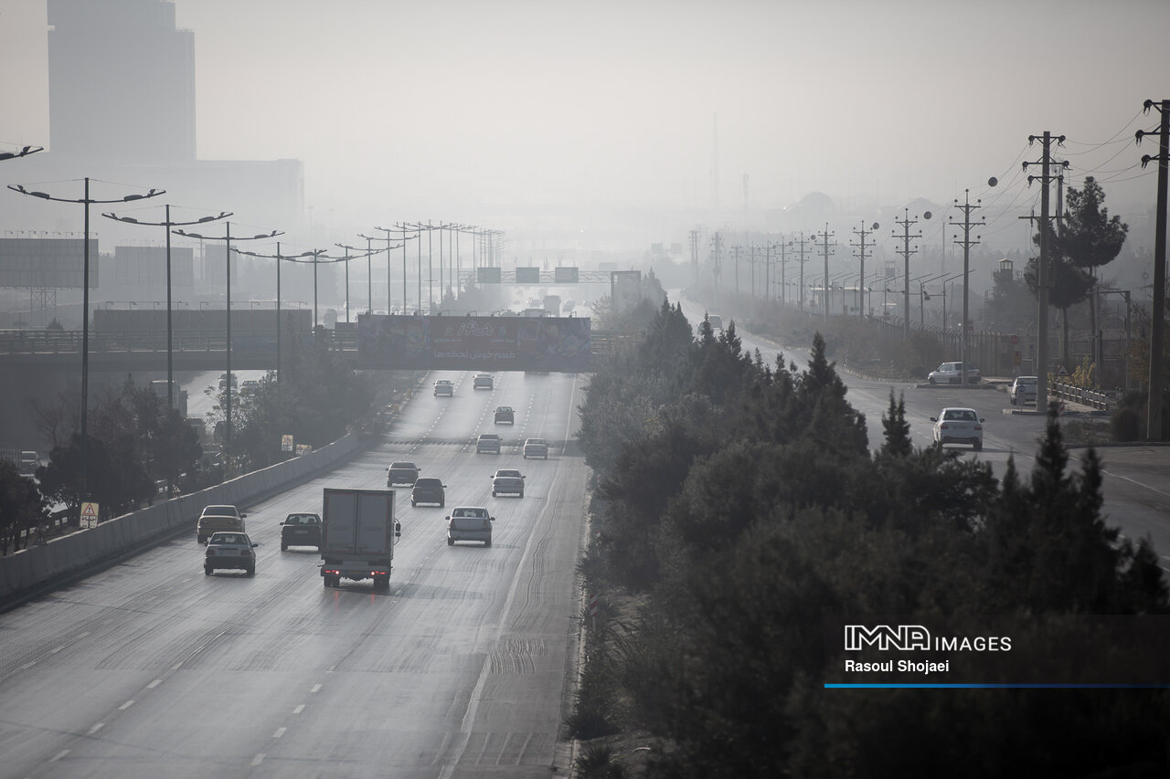 عکس/اصفهان زیر چتر آلودگی