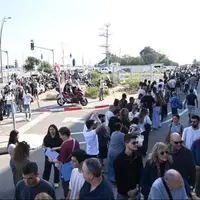 صف طولانی صهیونیست‌ها در برابر سفارت پرتغال برای فرار از فلسطین اشغالی