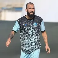 چشمی قبل از دربی پرنده شد! 