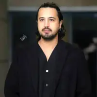 استوری مهرداد صادقیان در غم هجران پدرش