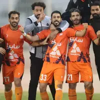 چهره درد کشیده آقای گل فوتبال ایران!