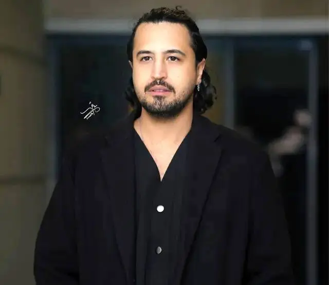 استوری مهرداد صادقیان در غم هجران پدرش